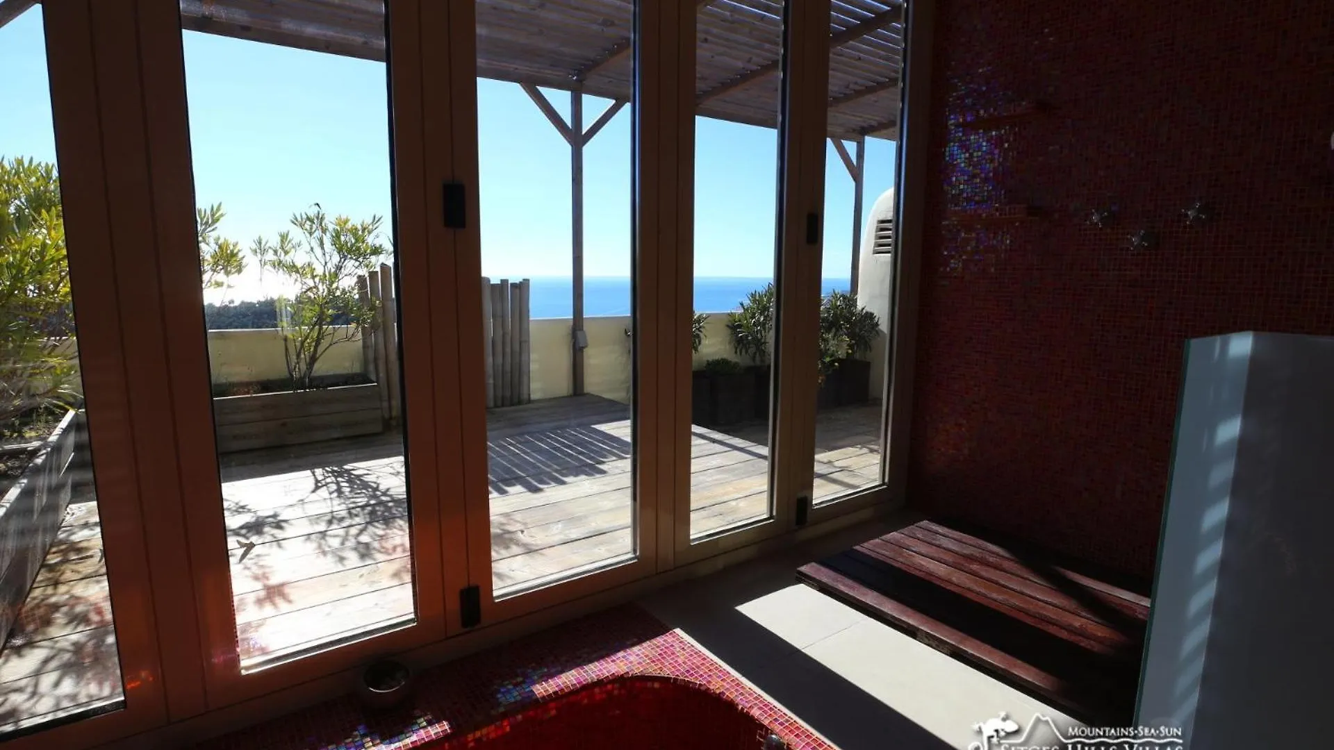 Stunning Villa Ibizenca With Private Pool In シッチェス