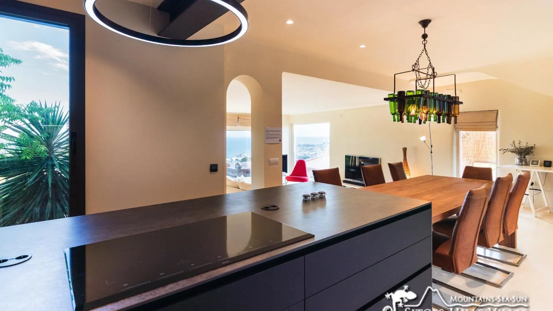 Stunning Villa Ibizenca With Private Pool In Sitges 0*,